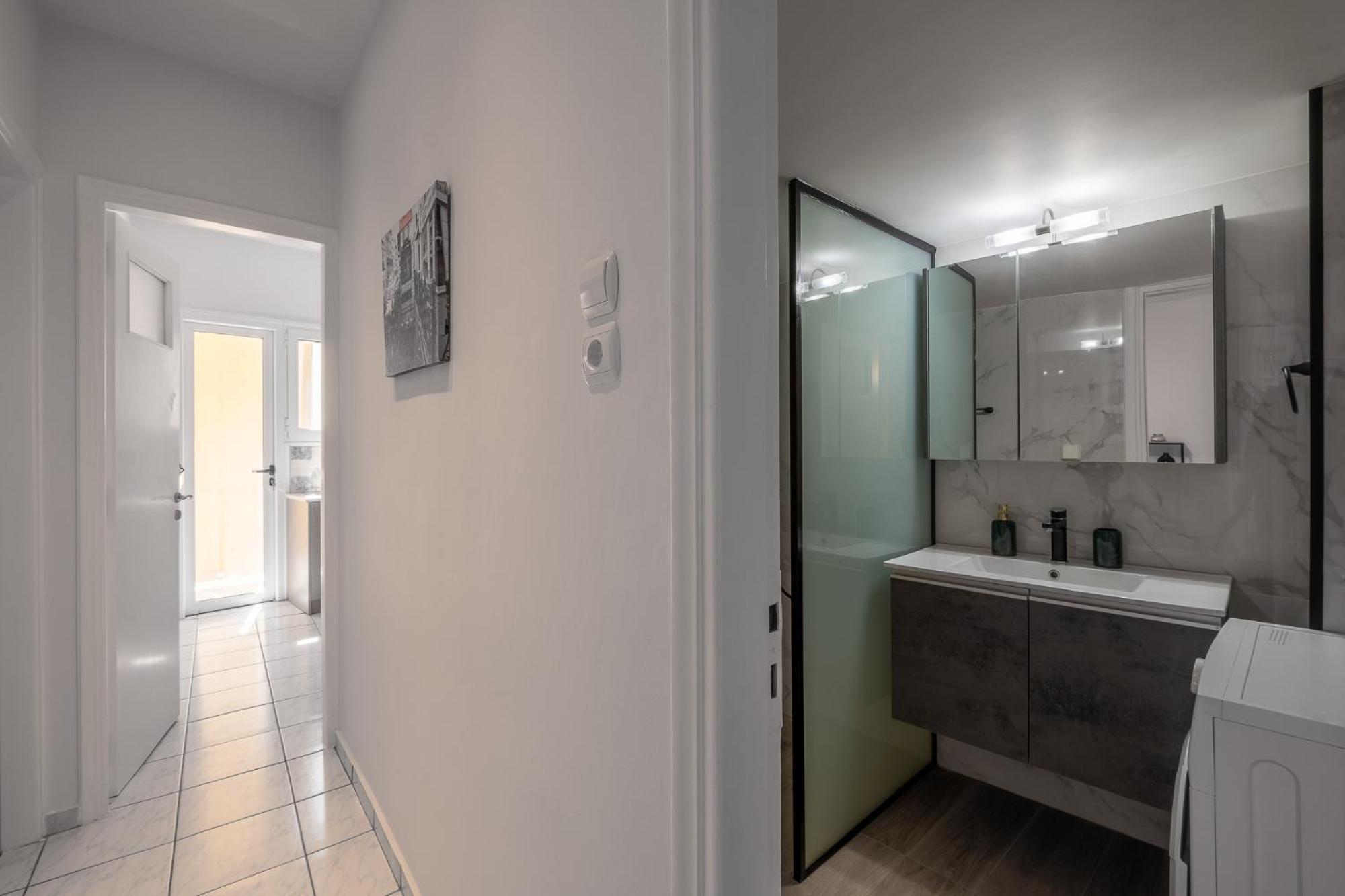 Lovely And Modern 3Bd Apartment Close To Ampelokipoi Metro أثينا المظهر الخارجي الصورة